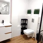 Cicha 3 *