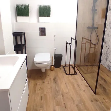 Apartment Cicha 3 *